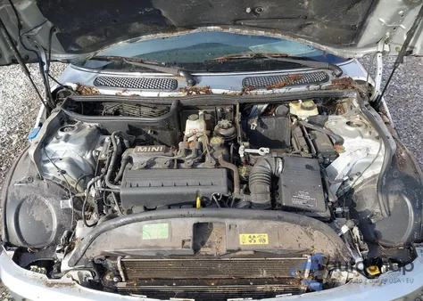 2003 Mini Cooper z USA, uszkodzony, nr VIN WMWRC33433TC47448